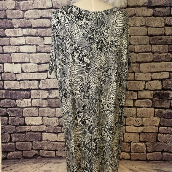 Calvin Klein NWT Black & White Dress Size 2X - Picture 6 of 10